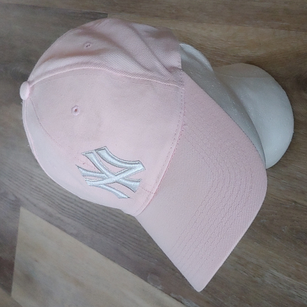 New York Yankees Women's Pink Cap Hat